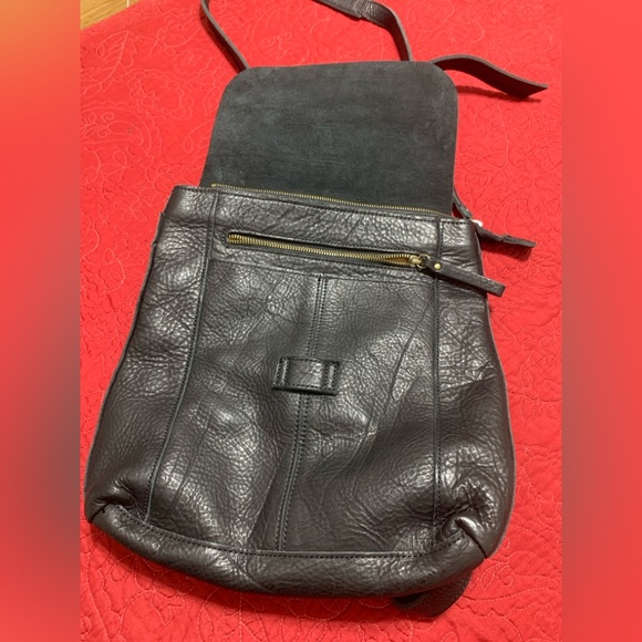 Duluth Trading Co. PreOwned Premium Lifetime Leather Black Cowhide Backpack main image 4